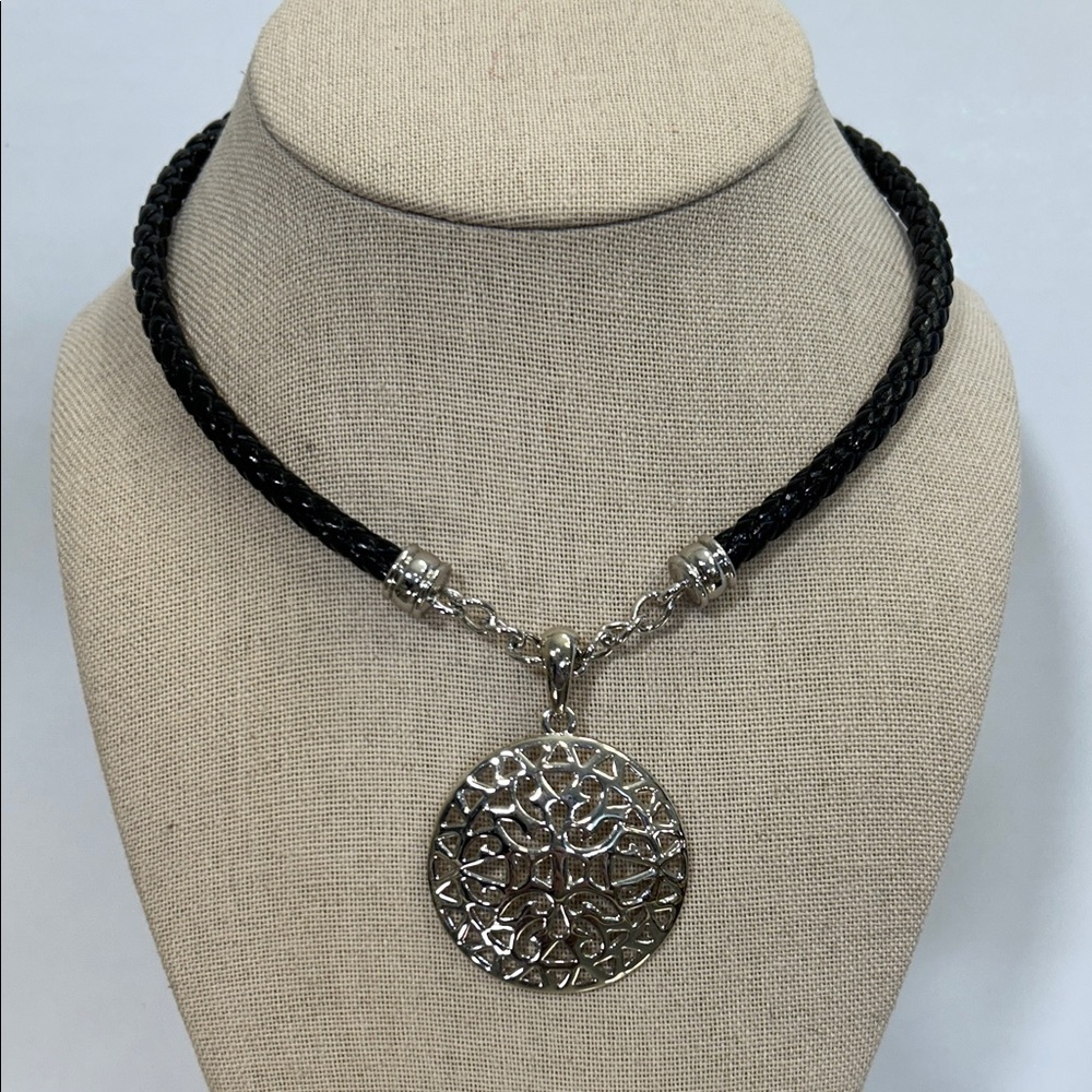 Premier Designs Black and Silver Pendant Necklace